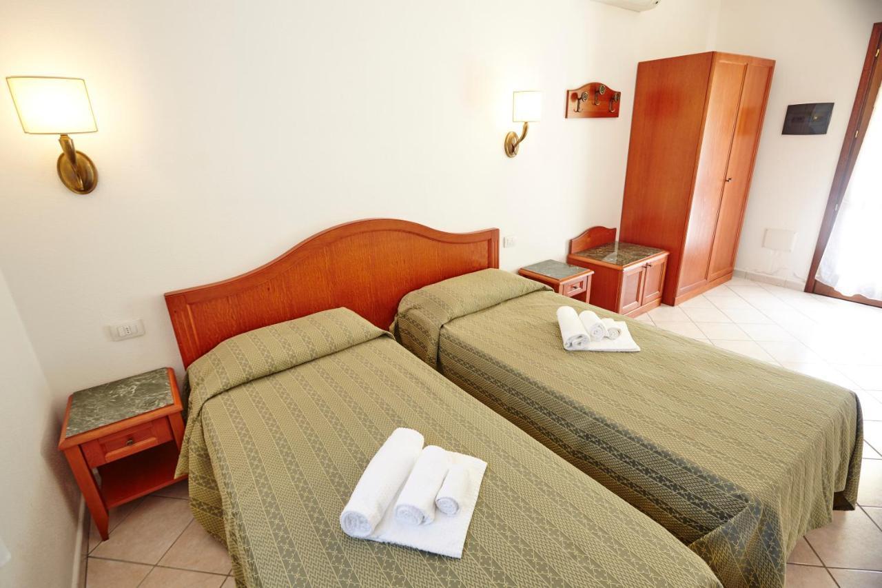 Hotel Cala Mirto Budoni Ngoại thất bức ảnh